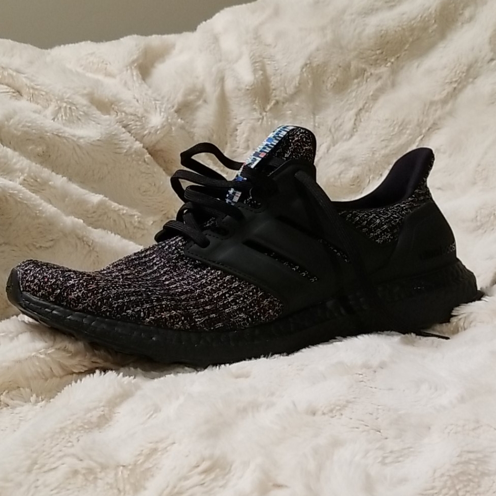 New Adidas Ultra boost G54001 size 10